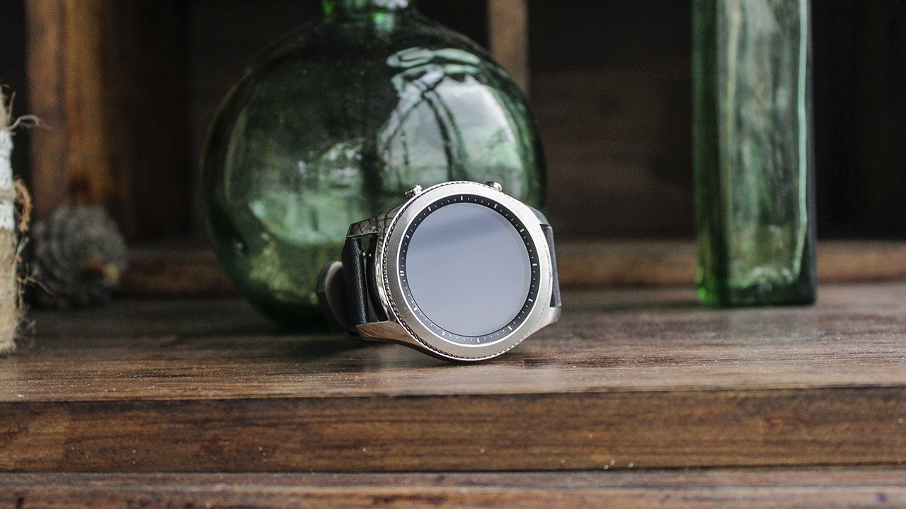 trên tay Gear S3 Classic trên tay Gear S3 Classic