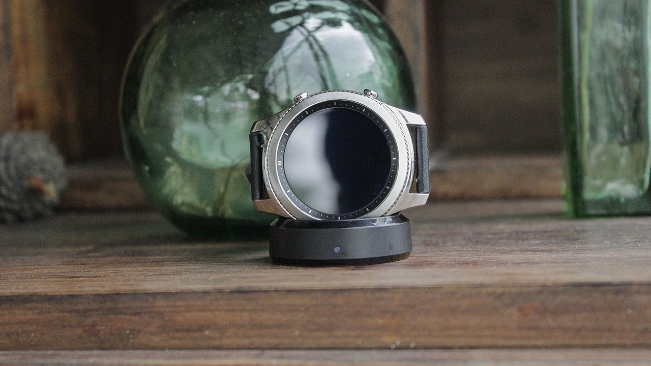 trên tay Gear S3 Classic trên tay Gear S3 Classic