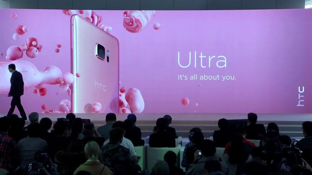 HTC U Ultra chính thức ra mắt: 2 màn hình, mặt kính Sapphire cao cấp, hỗ trợ trí tuệ nhân tạo