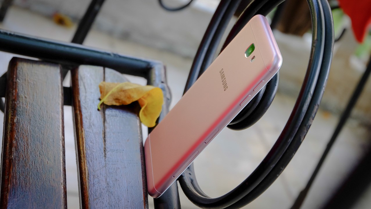 Cả 3 mẫu Galaxy J Prime của Samsung đều thắng lớn trong tuần qua Cả 3 mẫu Galaxy J Prime của Samsung đều thắng lớn trong tuần qua