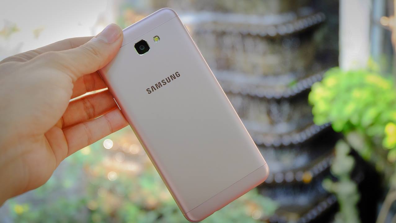 Cả 3 mẫu Galaxy J Prime của Samsung đều thắng lớn trong tuần qua Cả 3 mẫu Galaxy J Prime của Samsung đều thắng lớn trong tuần qua