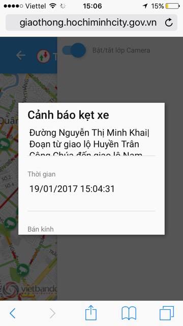 Thời điểm 15h04, khi ấn vào phần cảnh báo kẹt xe, ứng dụng sẽ đưa ra thông tin về các tuyến đường bị kẹt để người dân biết được