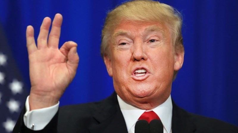 Tổng thống Mỹ Donald Trump bất ngờ đăng Twitter cảm ơn Samsung