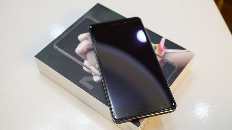 Trên tay Nokia 6 tại Việt Nam, liệu đã mất chất Nokia?