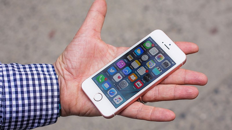 Đừng mua 5s, 2017 rồi thỉ đây mới là chiếc iPhone đáng để lựa chọn dùng lâu dài Đừng mua 5s, 2017 rồi thỉ đây mới là chiếc iPhone đáng để lựa chọn dùng lâu dài