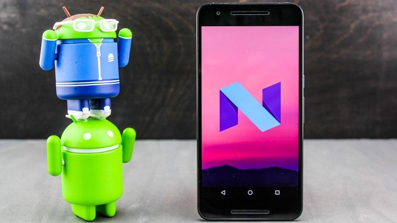 Nghịch lý: Mua smartphone đời mới nhưng tại sao lại chạy Android cũ?