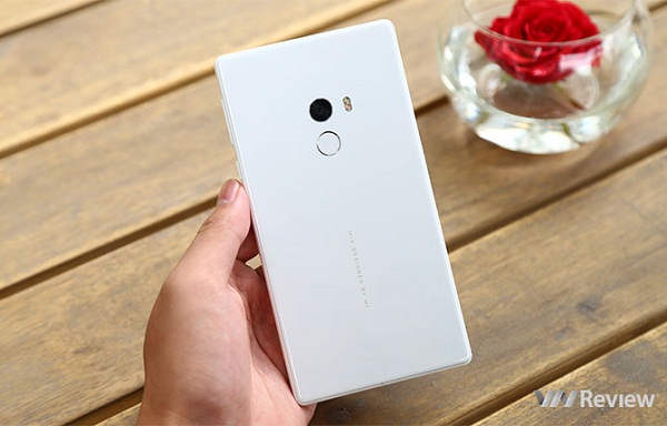 Xiaomi Mi Mix 4