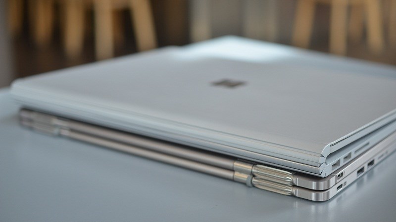 Porsche Design Book One và Surface Book