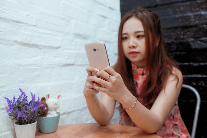 Là con gái thật tuyệt khi bên cạnh Galaxy A 2017 Là con gái thật tuyệt khi bên cạnh Galaxy A 2017