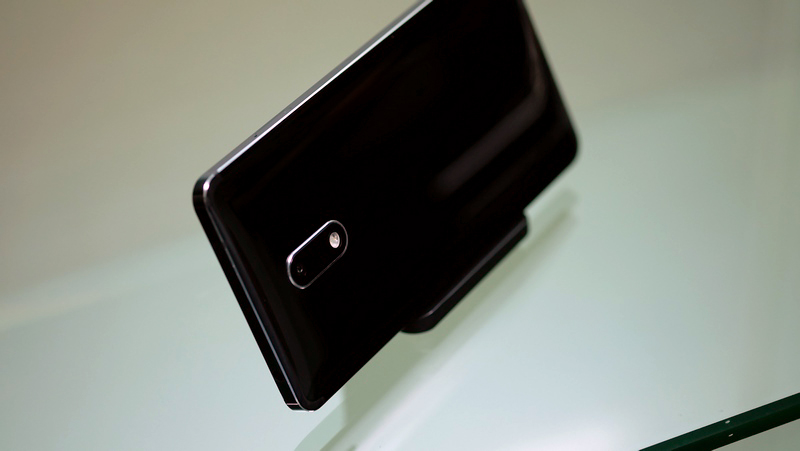 Hình ảnh thực tế Nokia 6 đen bóng tại Việt Nam