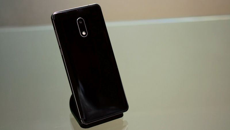 Hình ảnh thực tế Nokia 6 đen bóng tại Việt Nam