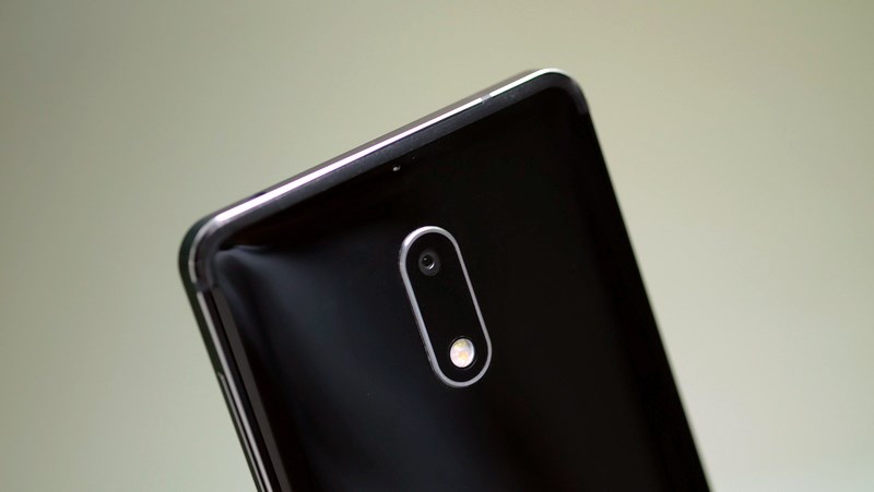 Hình ảnh thực tế Nokia 6 đen bóng tại Việt Nam