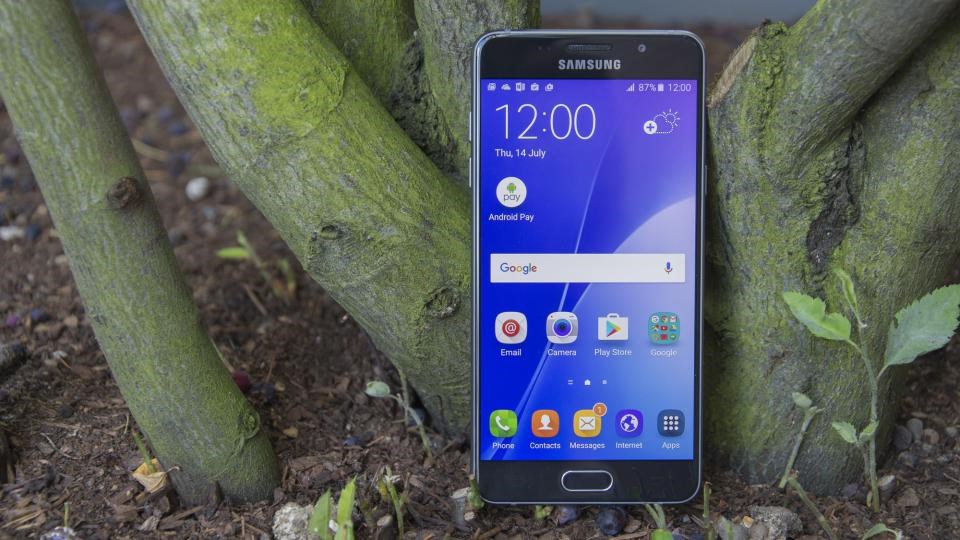 Galaxy A5 2016 tiếp tục được giảm giá khi mua online Galaxy A5 2016 tiếp tục được giảm giá khi mua online