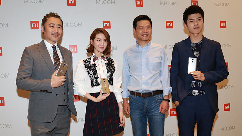 Lưu Thi Thi và Ngô Tú Ba XIAOMI Lưu Thi Thi và Ngô Tú Ba chính là đại diện của Xiaomi