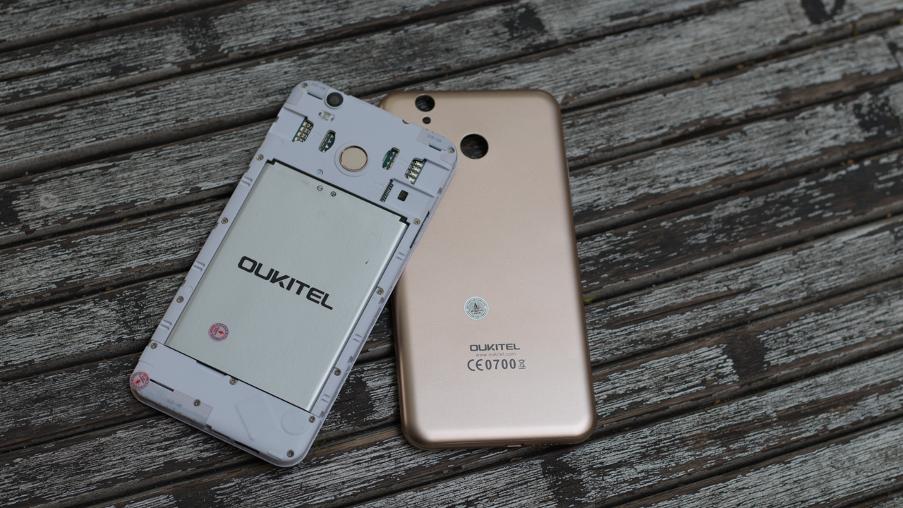 Mặt lưng Oukitel U7 Plus