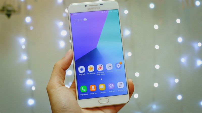 Galaxy C9 Pro sẽ có mức giá từ 11-12 triệu đồng