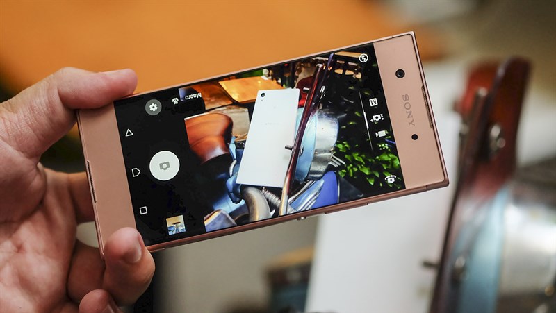 Đánh giá chi tiết Xperia XA1