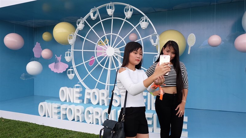 Sự kiện Tech offline trải nghiệm OPPO F3 Plus đang diễn ra Sự kiện Tech offline trải nghiệm OPPO F3 Plus đang diễn ra