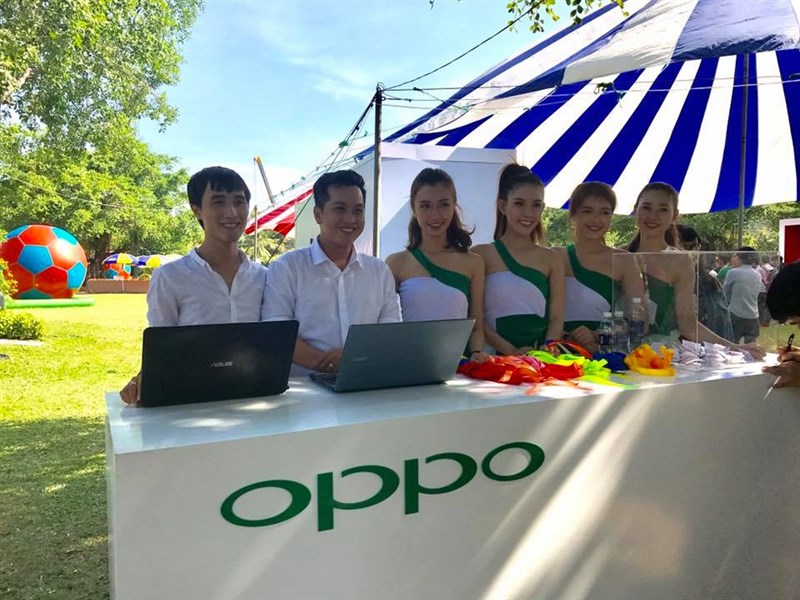 Sự kiện Tech offline trải nghiệm OPPO F3 Plus đang diễn ra Sự kiện Tech offline trải nghiệm OPPO F3 Plus đang diễn ra