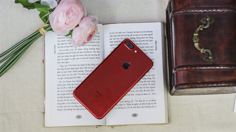 Trên tay iPhone 7 Plus Red Trên tay iPhone 7 Plus Red