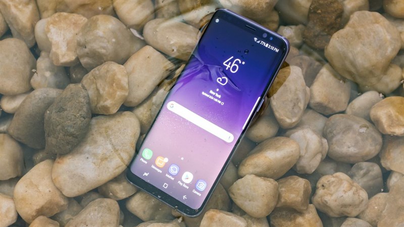 So sánh Galaxy S8 và iPhone 7