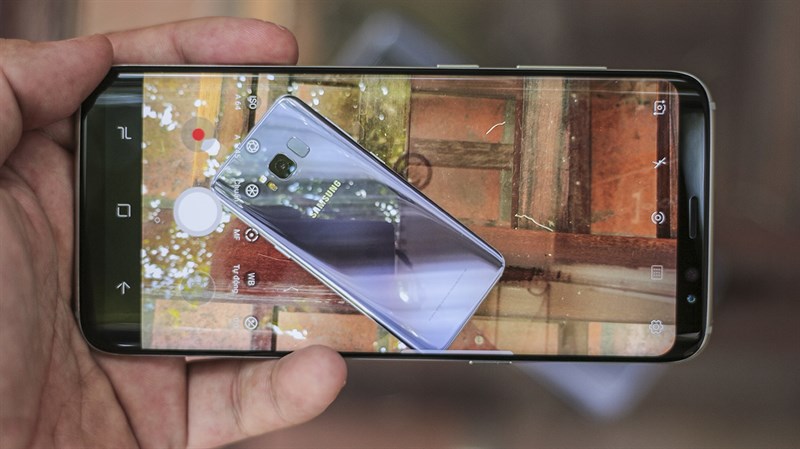 So sánh camera Galaxy S8 và S7 Edge So sánh camera Galaxy S8 và S7 Edge