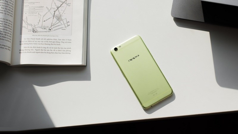 Ngắm nhìn chiếc OPPO R9s phiên bản màu xanh lá cuốn hút Ngắm nhìn chiếc OPPO R9s phiên bản màu xanh lá cuốn hút