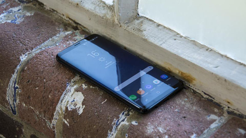 Galaxy S8 không đơn thuần là một chiếc flagship kế ngôi dòng S mà nó còn là một vị cứu tinh cho Samsung Galaxy S8 không đơn thuần là một chiếc flagship kế ngôi dòng S mà nó còn là một vị cứu tinh cho Samsung