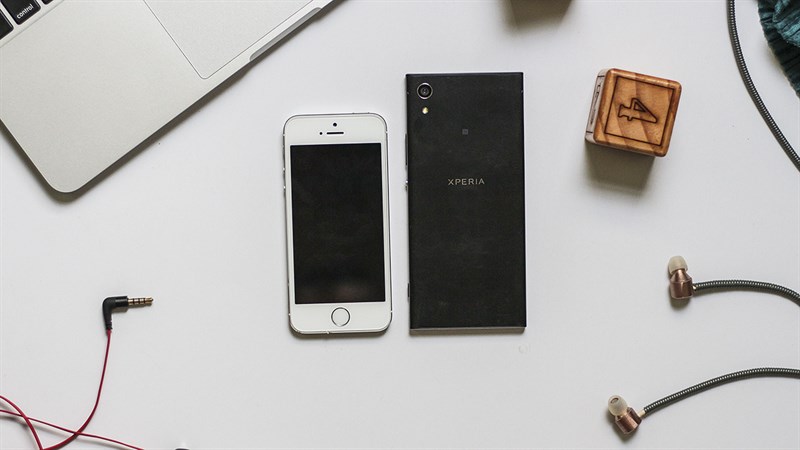 So sánh Xperia XA1 và iPhone 5S So sánh Xperia XA1 và iPhone 5S