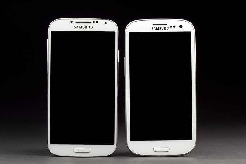 s3_vs_s4_800x533 s3_vs_s4_800x533
