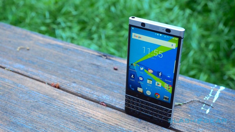 KEYone Vs Priv: Giá trị trong mỗi câu chuyện KEYone Vs Priv: Giá trị trong mỗi câu chuyện