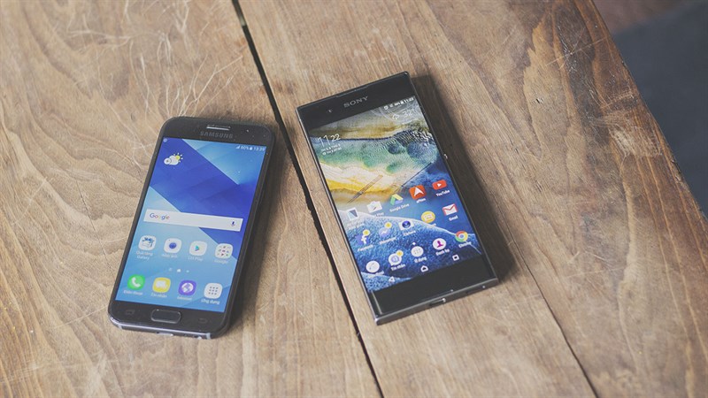 So sánh Xperia XA1 và Galaxy A3 2017 So sánh Xperia XA1 và Galaxy A3 2017