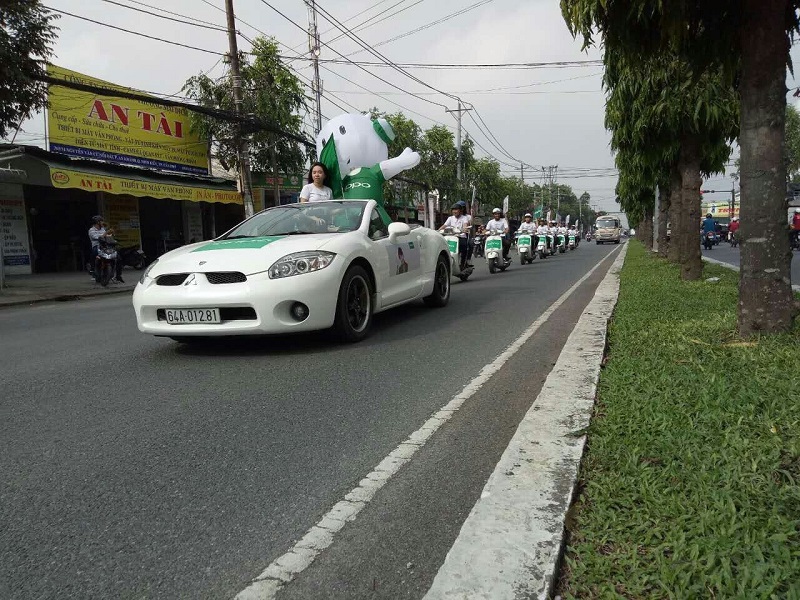 Màn tuần hành ấn tượng của OPPO Màn tuần hành ấn tượng của OPPO