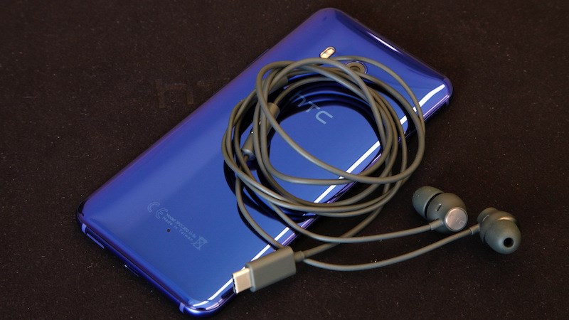 HTC U11