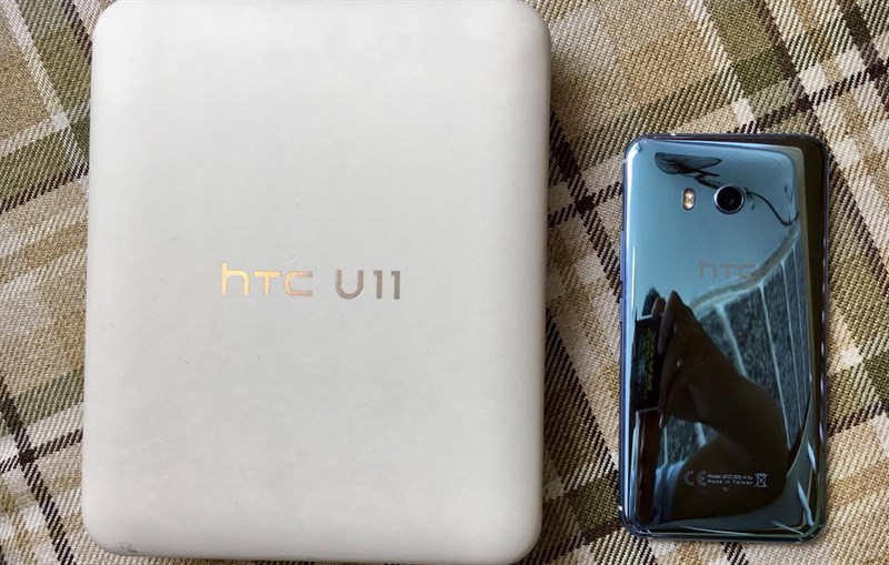 Hình ảnh HTC U11 chính hãng tại Team Tin tức Thế giới di động Hình ảnh HTC U11 chính hãng tại Team Tin tức Thế giới di động