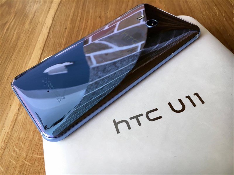 Hình ảnh HTC U11 chính hãng tại Team Tin tức Thế giới di động Hình ảnh HTC U11 chính hãng tại Team Tin tức Thế giới di động