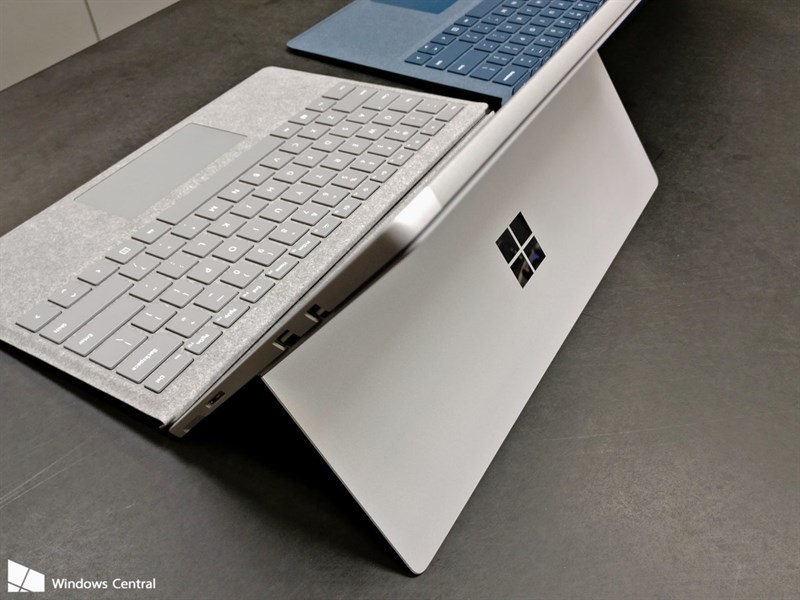 Đâu là sự khác biệt giữa New Surface Pro và Surface Pro 4?