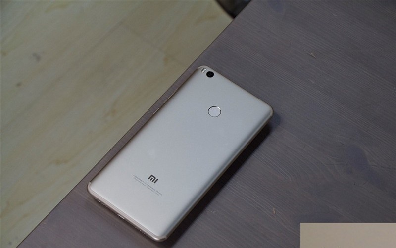 Đánh giá Xiaomi Mi Max 2 Đánh giá Xiaomi Mi Max 2
