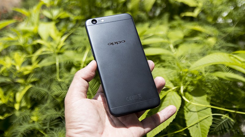 Trên tay Oppo F3 Lite