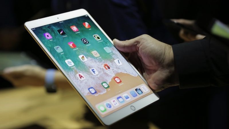 iPad Pro 10.5 sở hữu chip Apple A10X không đối thủ cùng bộ nhớ RAM 4GB iPad Pro 10.5 sở hữu chip Apple A10X không đối thủ cùng bộ nhớ RAM 4GB