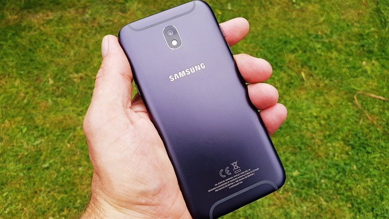 Galaxy J5 2017 nhận bản cập nhật đầu tiên tăng cường bảo mật, ổn định cho máy Galaxy J5 2017 nhận bản cập nhật đầu tiên tăng cường bảo mật, ổn định cho máy
