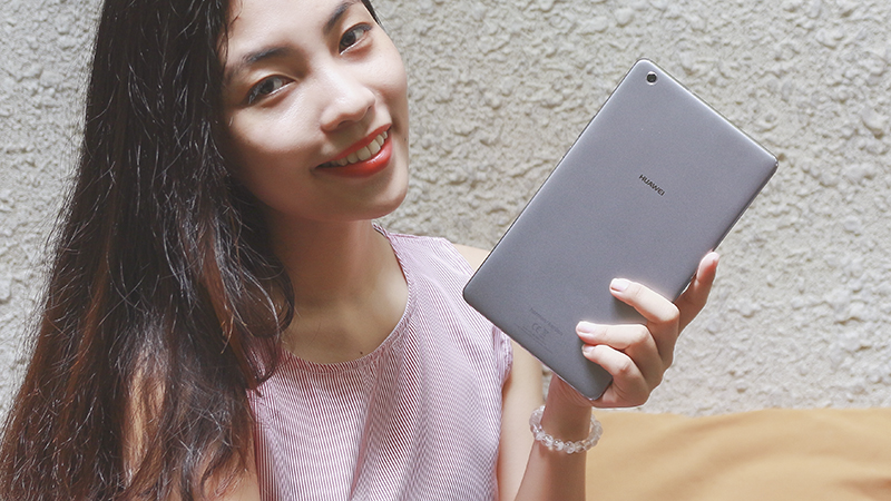 Trên tay Huawei MediaPad M3 Lite Trên tay Huawei MediaPad M3 Lite