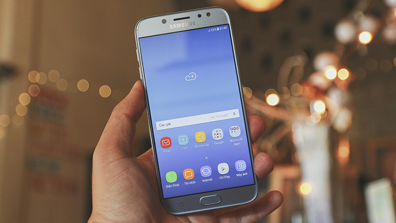 Mở hộp Galaxy J7 Pro phiên bản thương mại Mở hộp Galaxy J7 Pro phiên bản thương mại