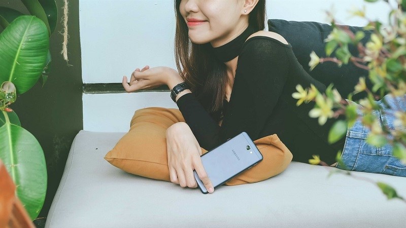 samsung-galaxy-j7-prime samsung-galaxy-j7-prime