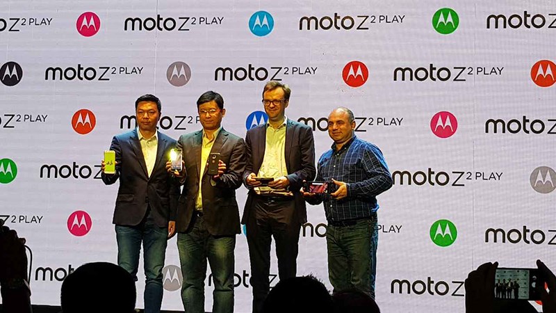 moto_z2_play1_800x450