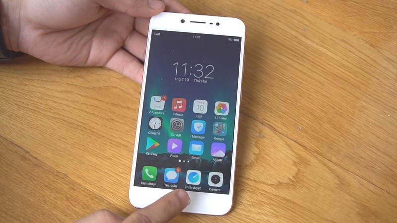 Vivo V5s Vivo V5s