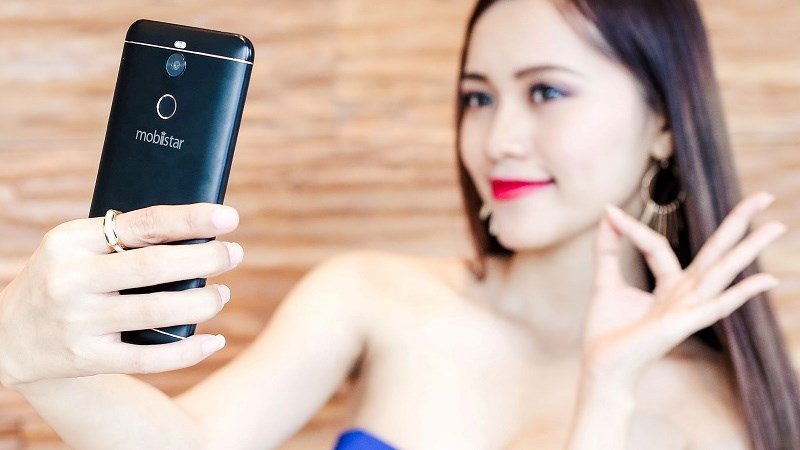 Loạt smartphone chuyên selfie giá rẻ dưới 4 triệu đồng