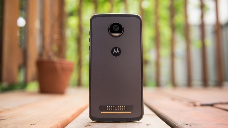 Moto Z2 Play dùng chip Snapdragon 626, RAM 4GB, ROM 64GB giá trên 10 triệu