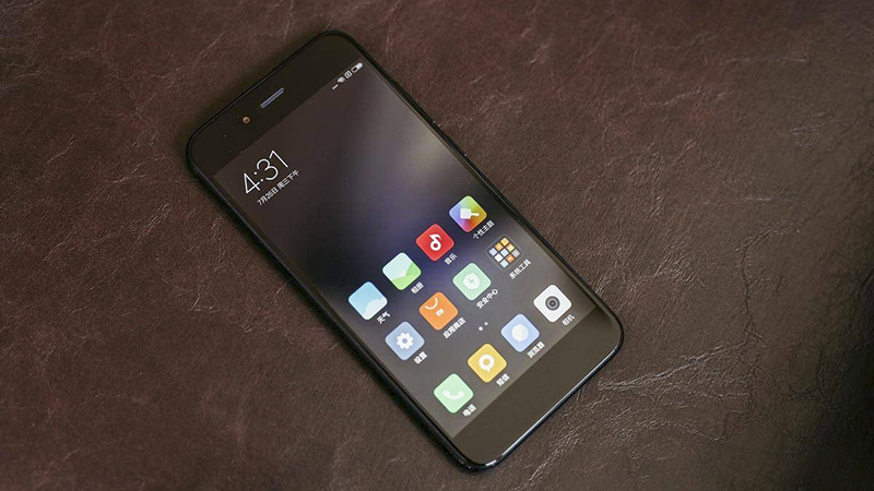 Trên tay Xiaomi Mi 5X Trên tay Xiaomi Mi 5X