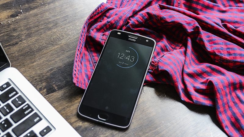 Đánh giá chi tiết Moto Z2 Play Đánh giá chi tiết Moto Z2 Play